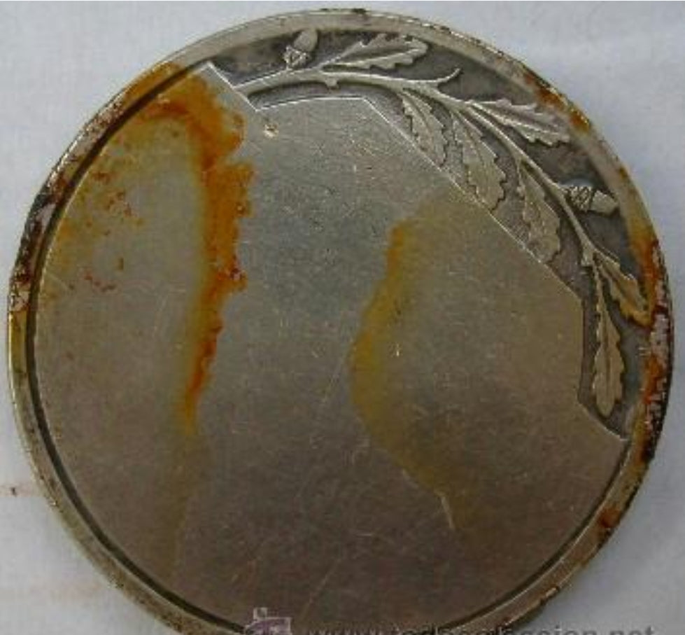 GERMAN HAND MEDAL SECOND WORLD WAR