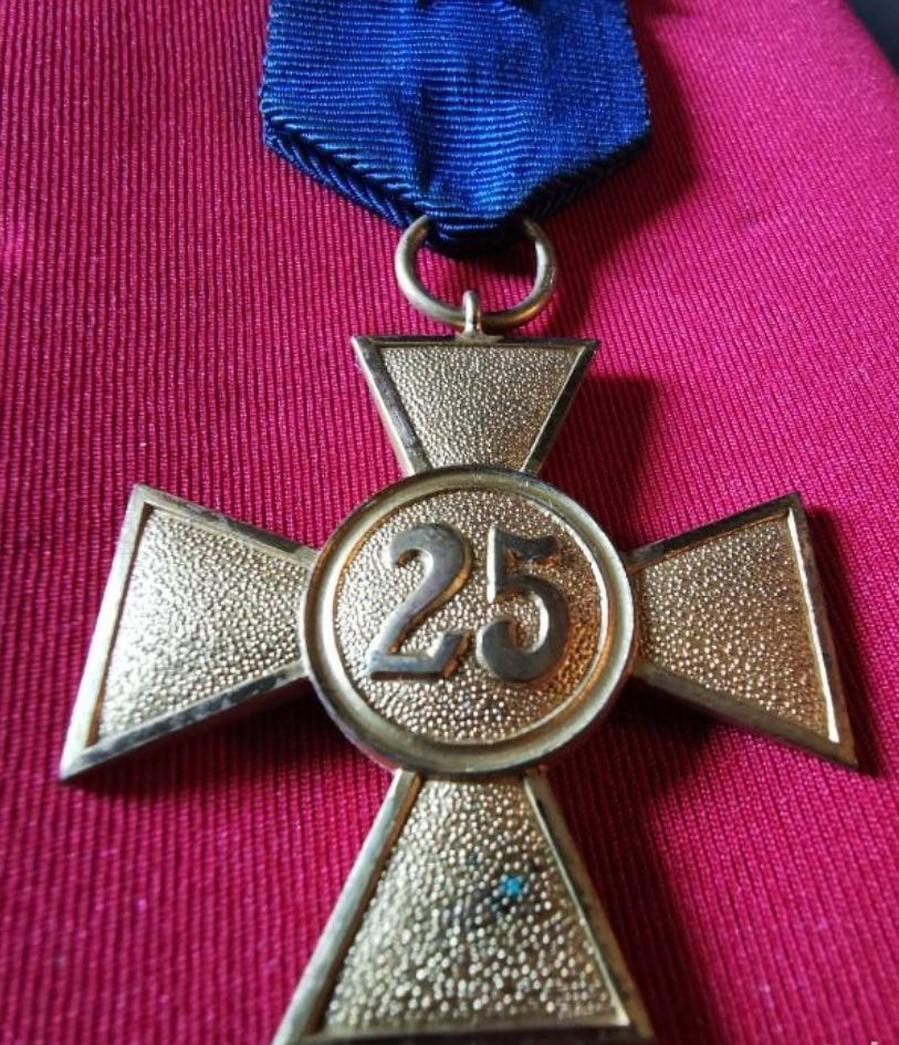 Service cross in the wehrmacht category 25