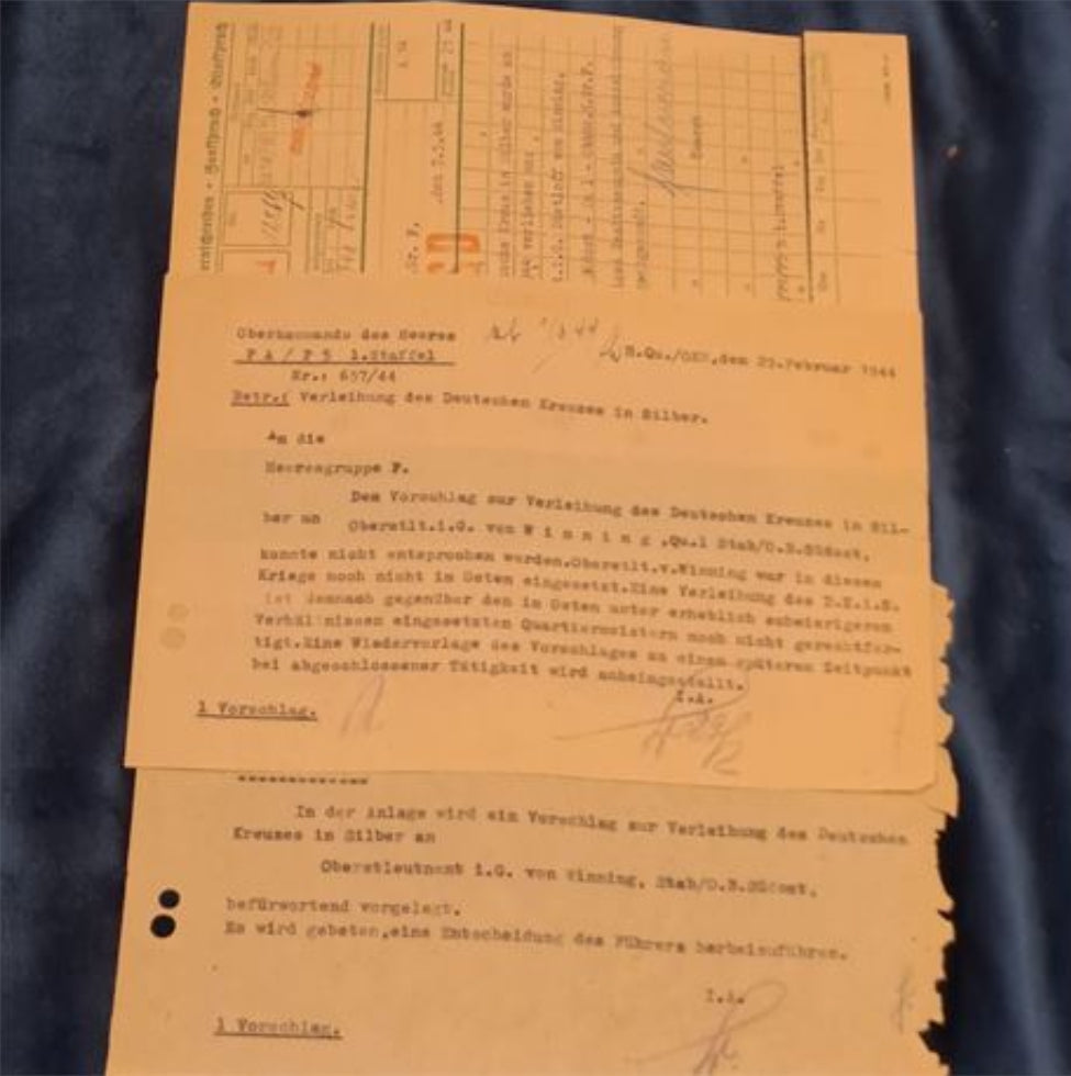 Terminado
Cruz Alemana en Documentos de Plata