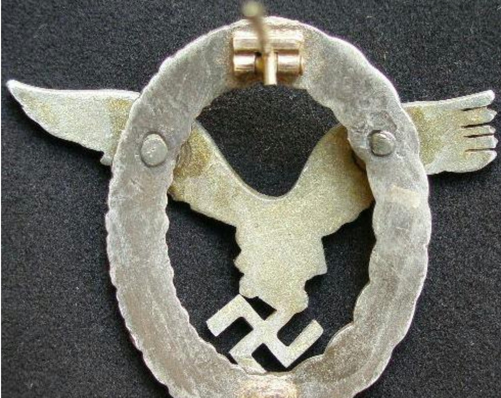 LUFTWAFFE PILOT BADGE