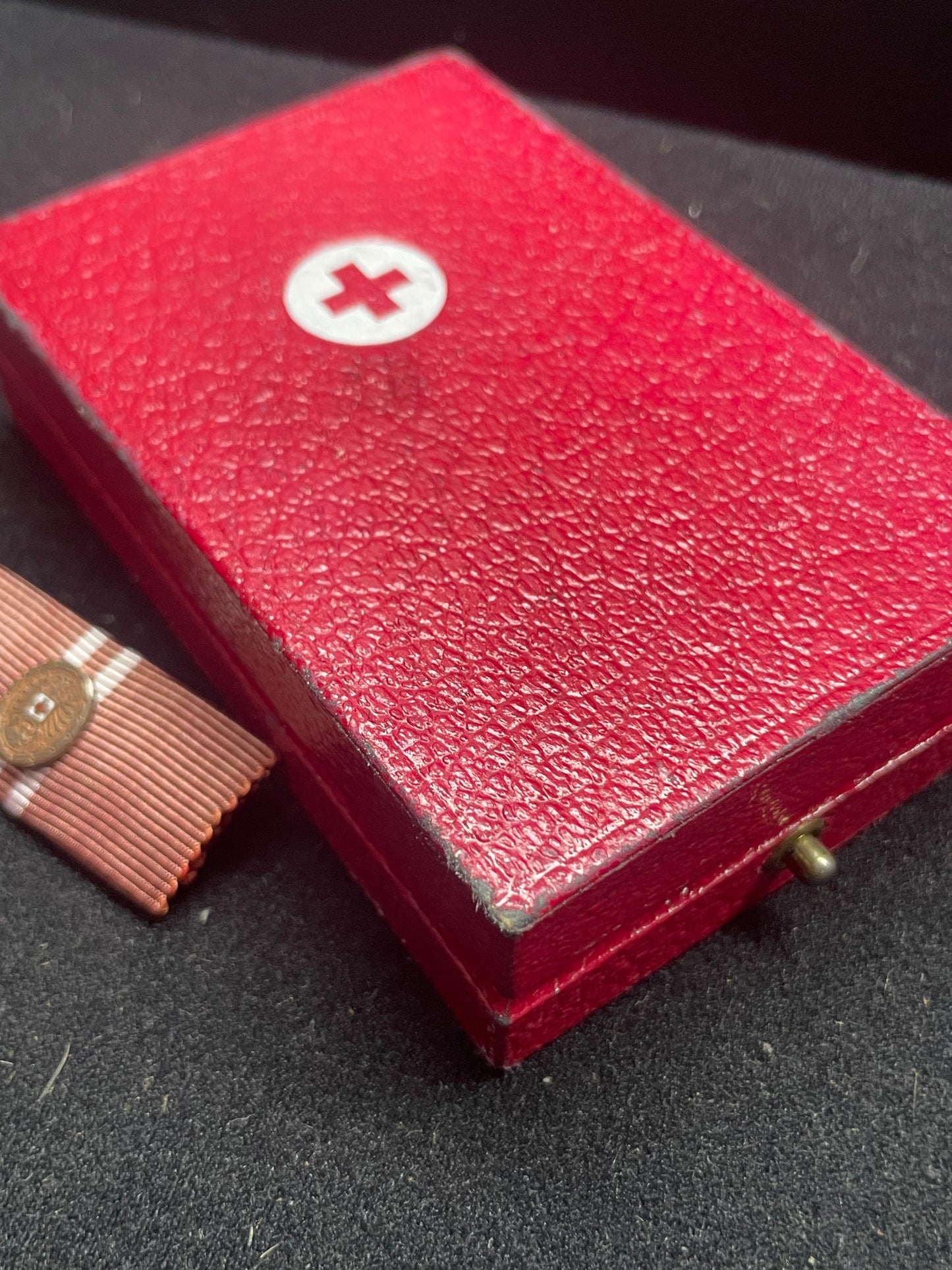 medalla al merito cruz roja alemana ww2