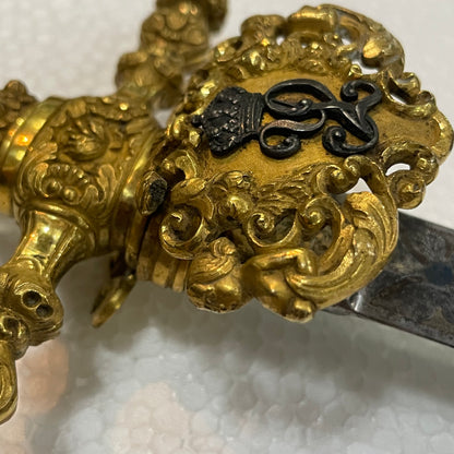 Magnifico espadin de casa real época isabel II