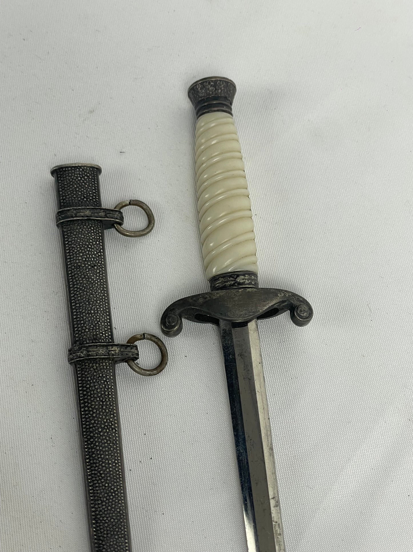 Miniature Officer dagger