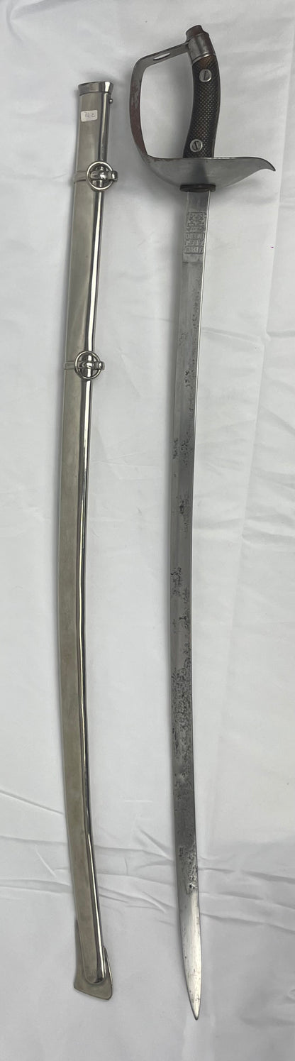 Espada modelo Roberts con escudo Empuñadura