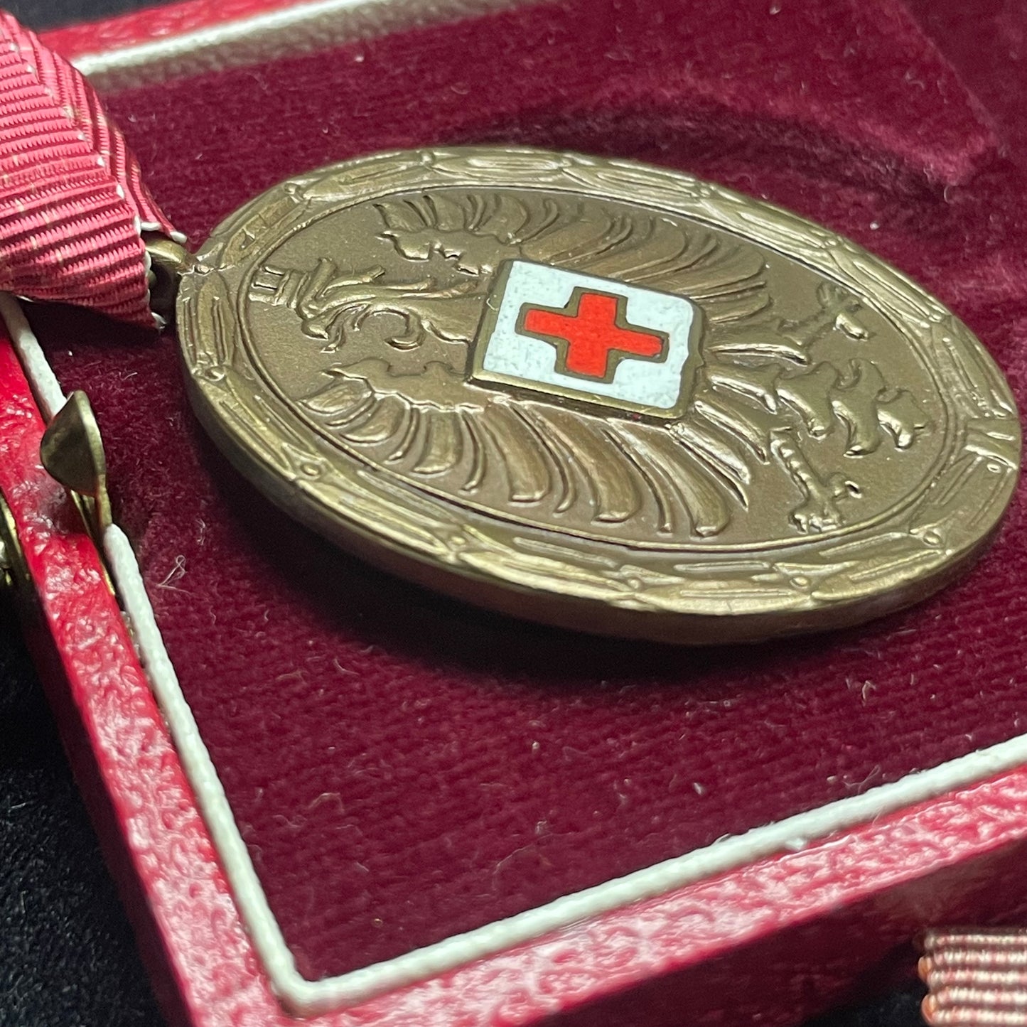 medalla al merito cruz roja alemana ww2