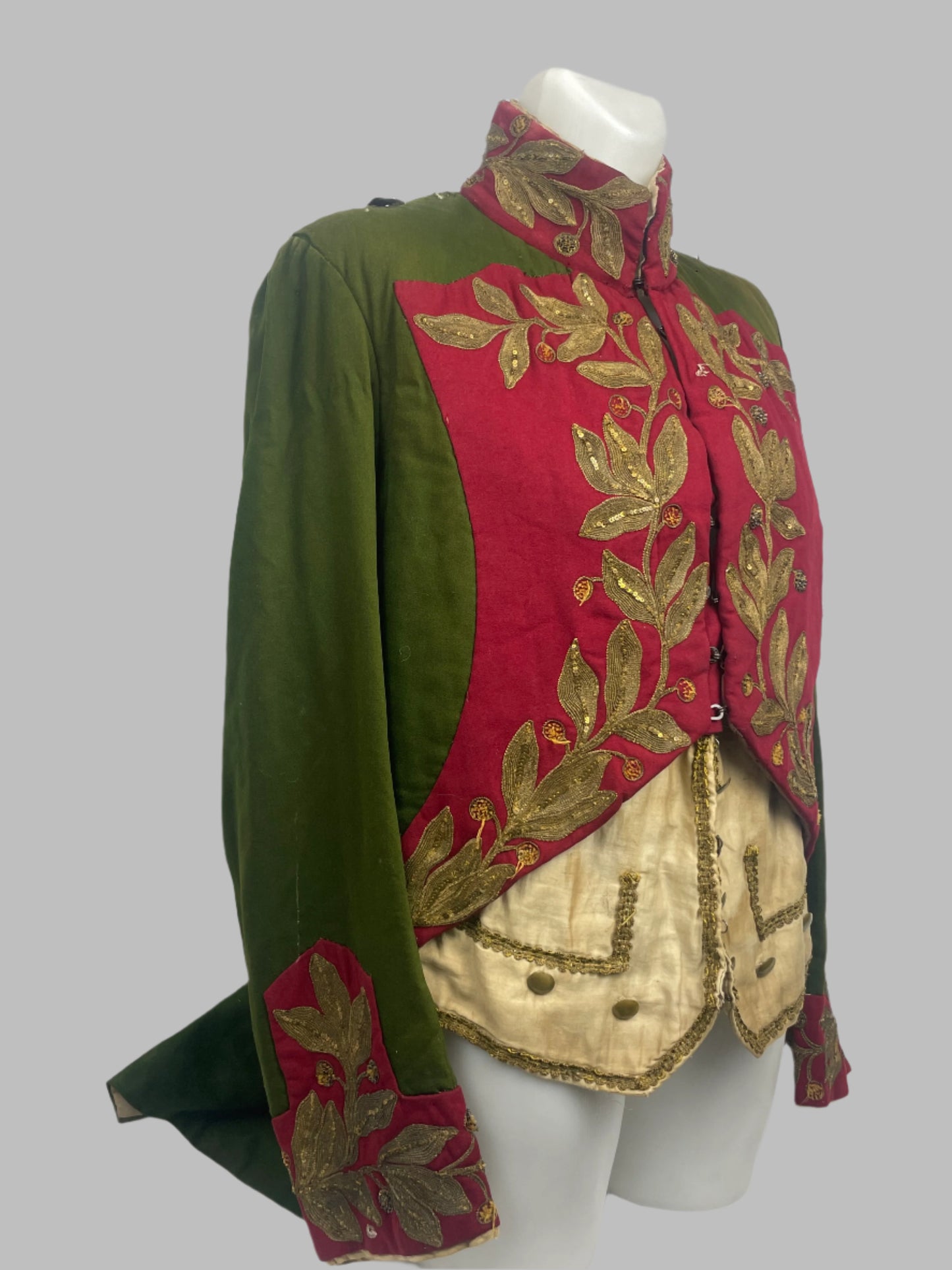 Colonial theater uniform small size