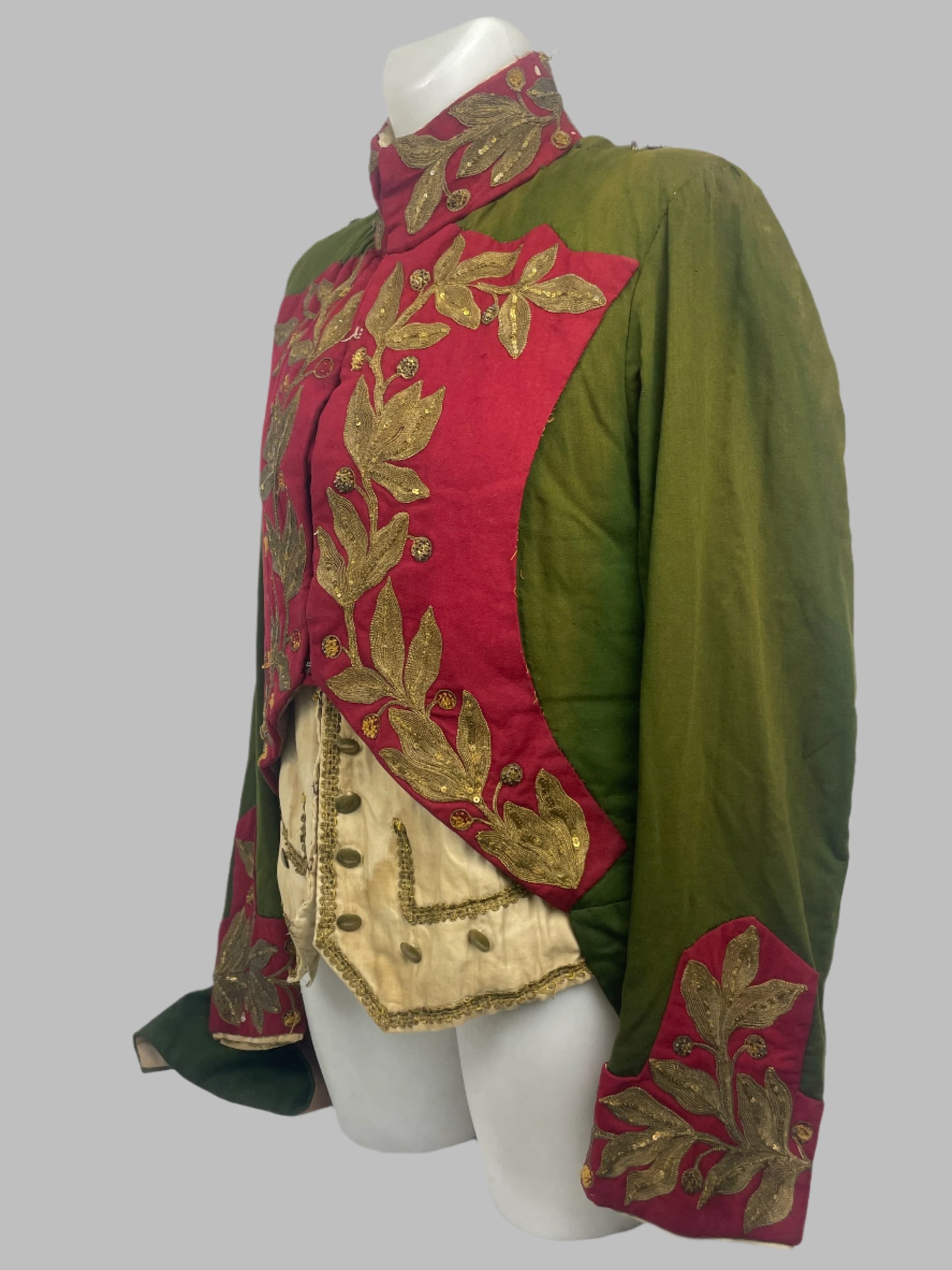 Colonial theater uniform small size