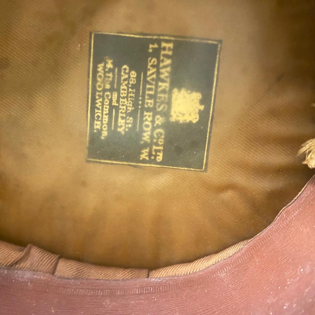 Plattenmütze des britischen Generals.