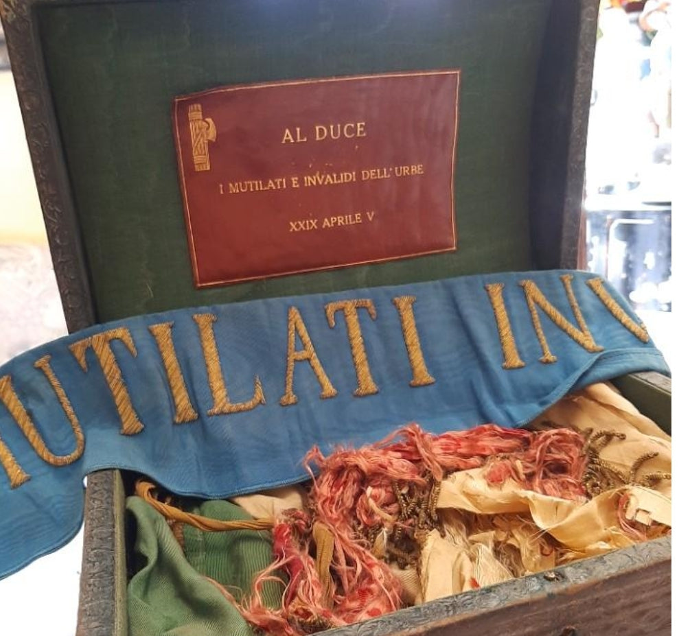 GIFT to the DUCE of the FIRST WORLD VETERANS