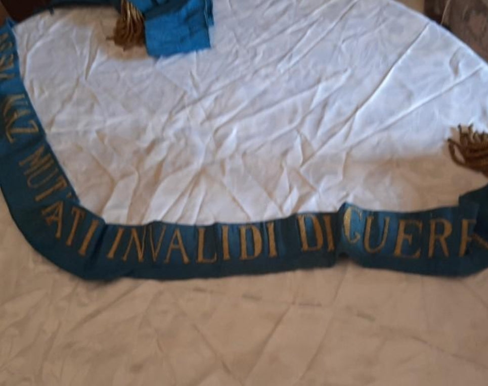 GIFT to the DUCE of the FIRST WORLD VETERANS