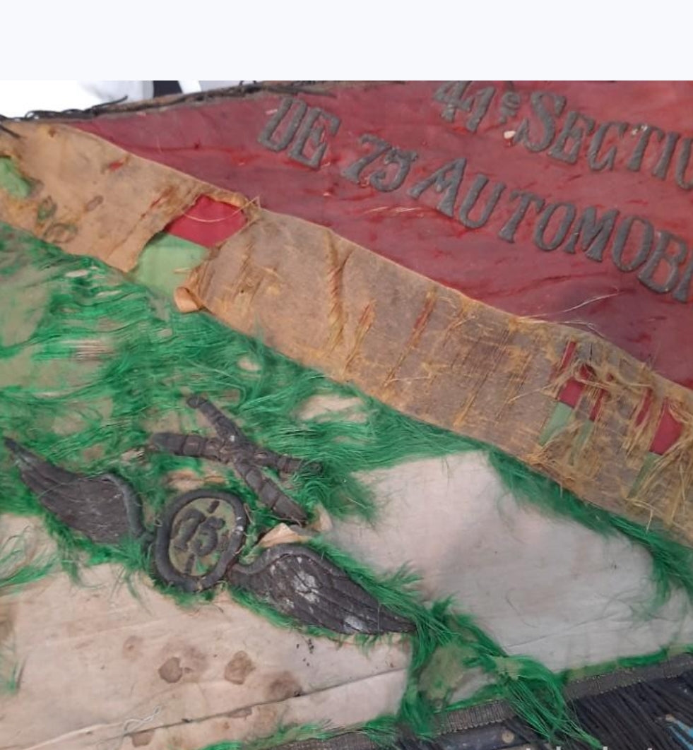 French flag of the 41st automobile section