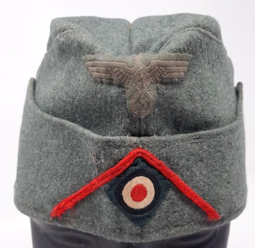 German artillery barracks cap - WWII