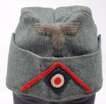 German artillery barracks cap - WWII