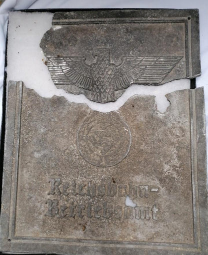 Placa del edificio del ferrocarril alemán 