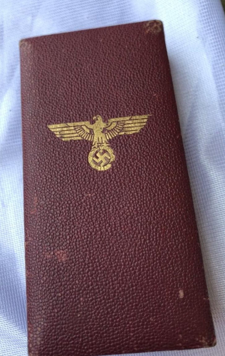 Sudeten medal with Prague pin