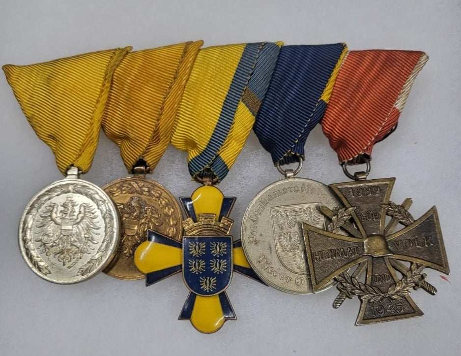 Medallas de pin de la Segunda Guerra Mundial 