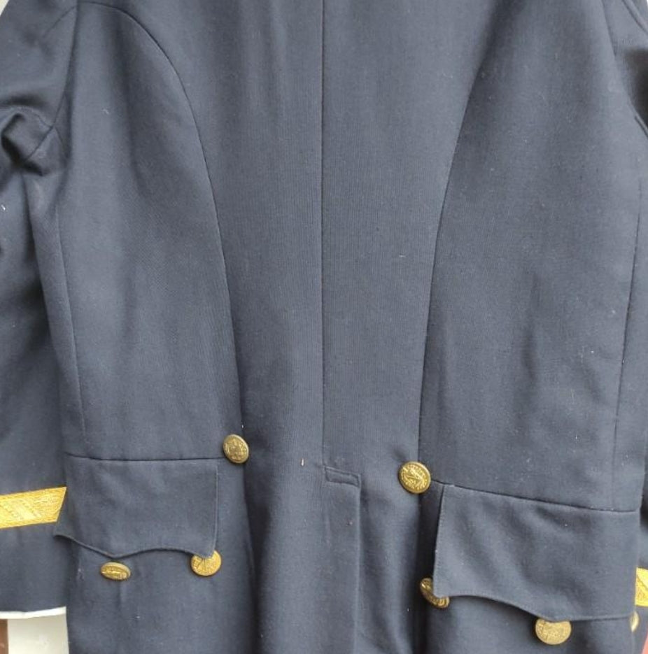 Franco period civil house uniform