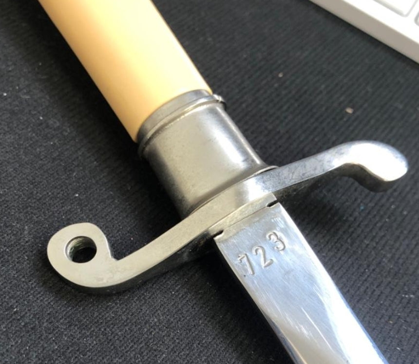 Daga de vestir de aviación polaca.