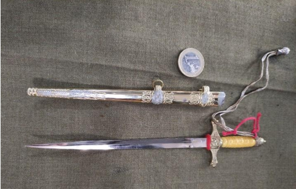 Miniatura de daga variante de Weimar 