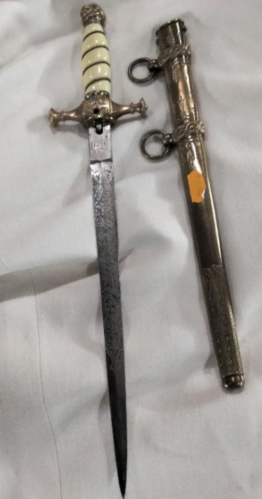 Daga de la Armada Serbia 