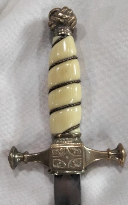 Daga de la Armada Serbia 