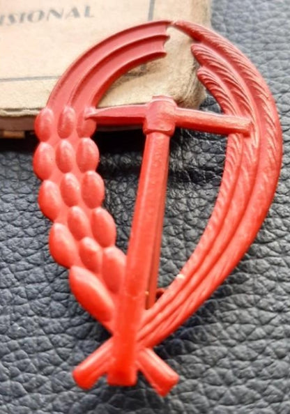 Lot of card and badge of the National Trade Union Center