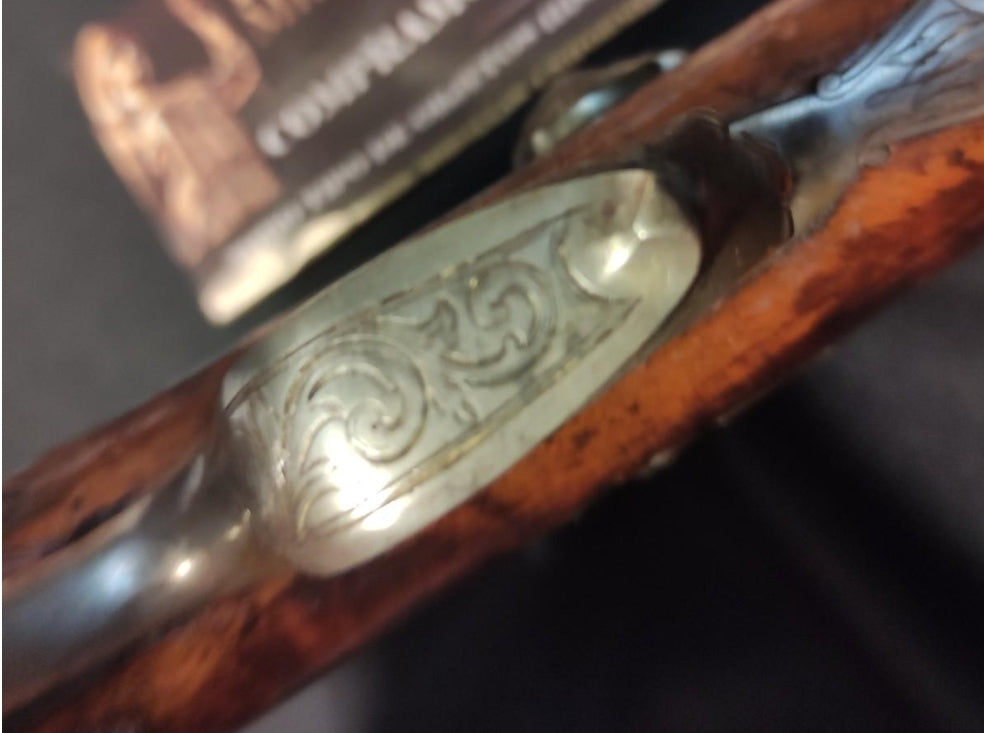 Pistola de pistón española del siglo XIX. 