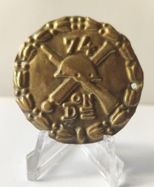 Shield of the 74th division of the civil war