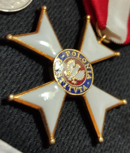 Order of Poland restored