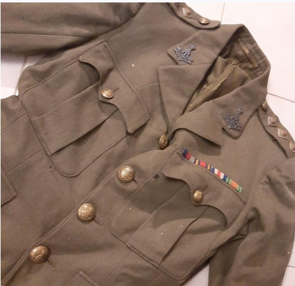 British officer's tunic during the Second World War