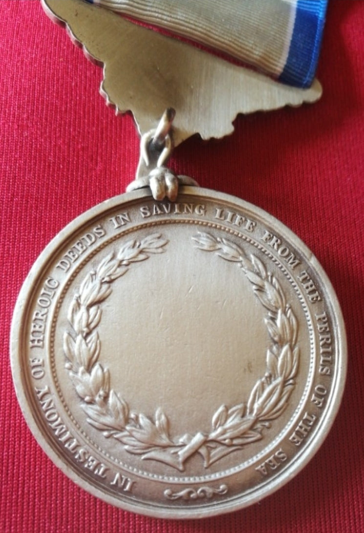 USA lifesaving medal
