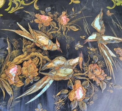 Beautiful folding lacquer table from the Philippines - late 19th century