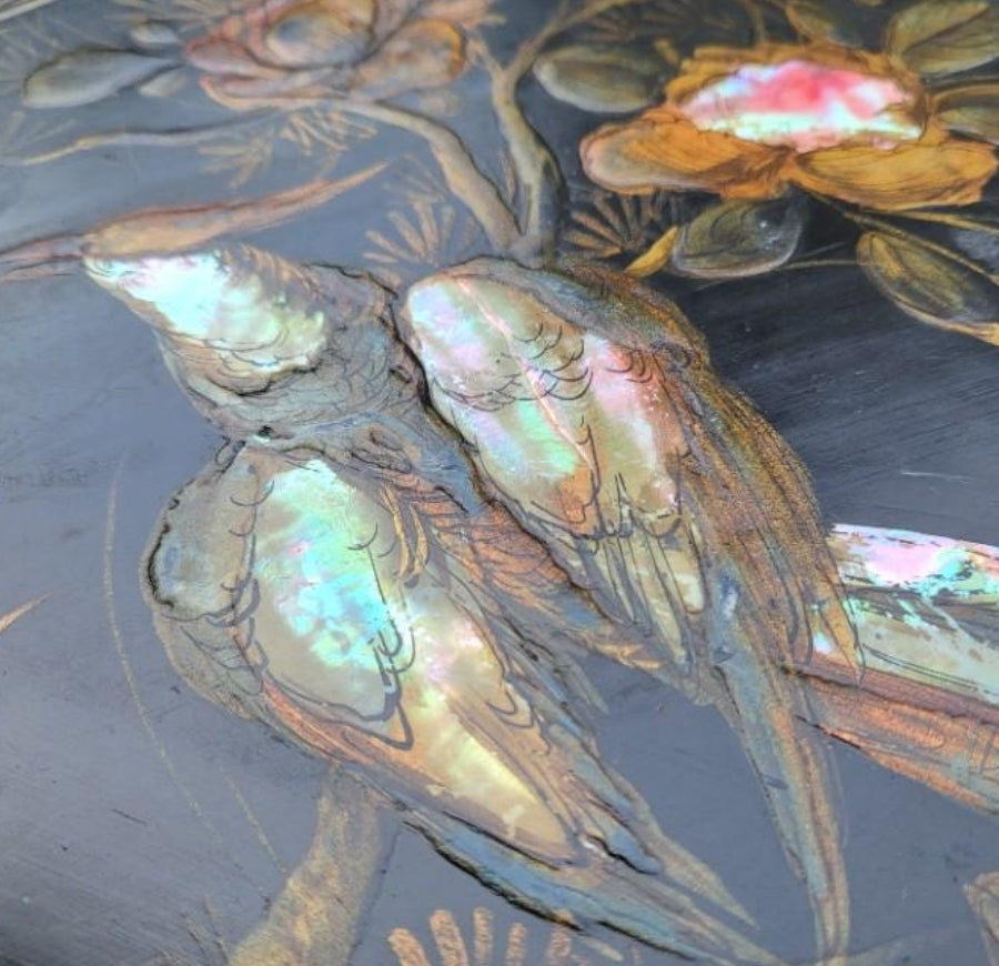 Beautiful folding lacquer table from the Philippines - late 19th century