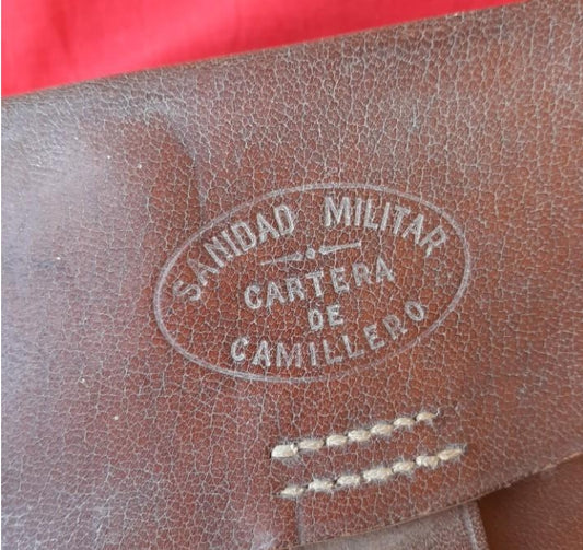 Military health stretcher bearer's portfolio