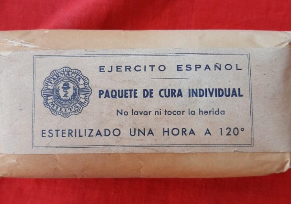 Military health stretcher bearer's portfolio