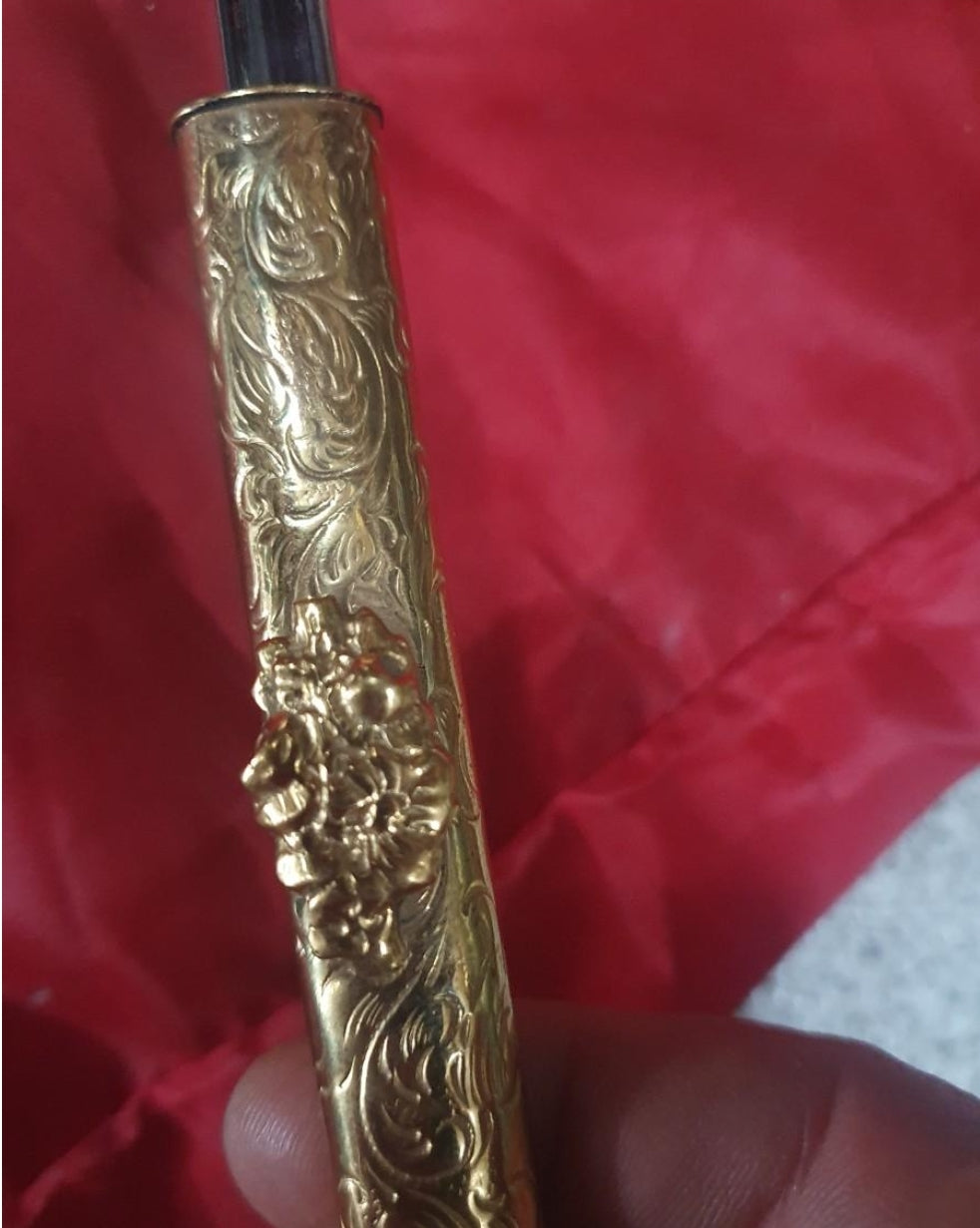 Sable de época original.